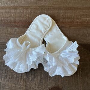 Vintage The Galante Studio Women 6.5-7.5 Medium Ruffle Glamour Boudoir Slippers